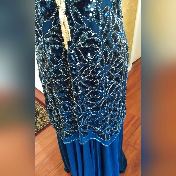 Adrianna Papell Navy Sequin Gown - Picture 4 of 10